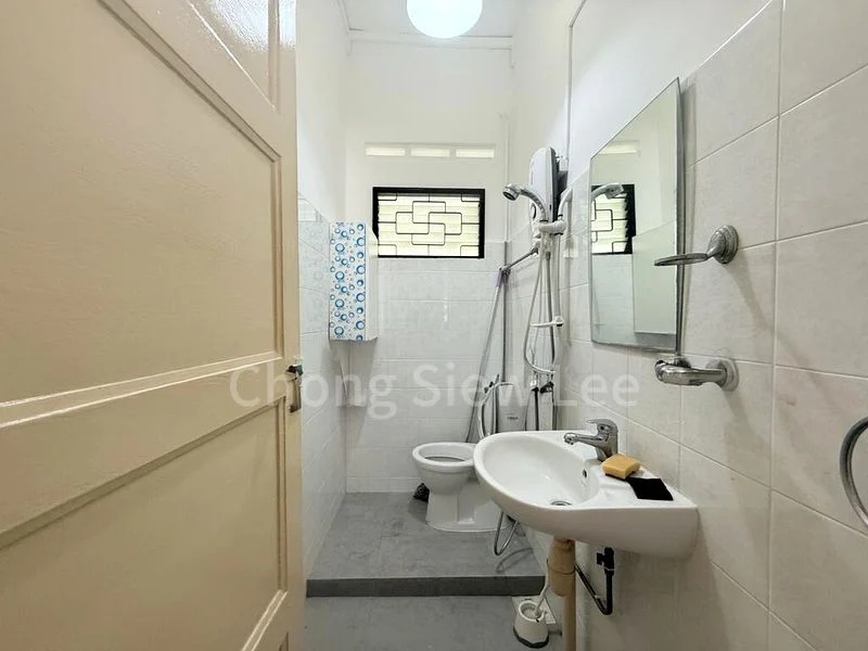 3 Bed Terraced House (Landed) for Rent in  Hillview Garden Estate - Image 7