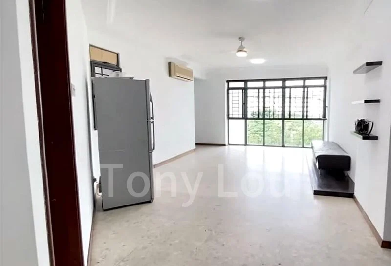 5 Bed Condo for Rent in  Summerdale - Image 1