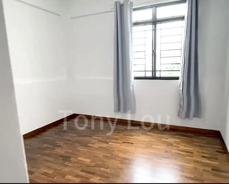 5 Bed Condo for Rent in  Summerdale - Image 5