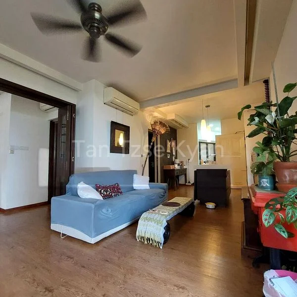 2 Bed Condo for Sale in  Bayshore Park - Image 1