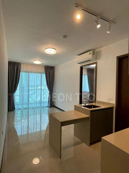 1 Bed Condo for Rent in  Normanton Park - Image 1