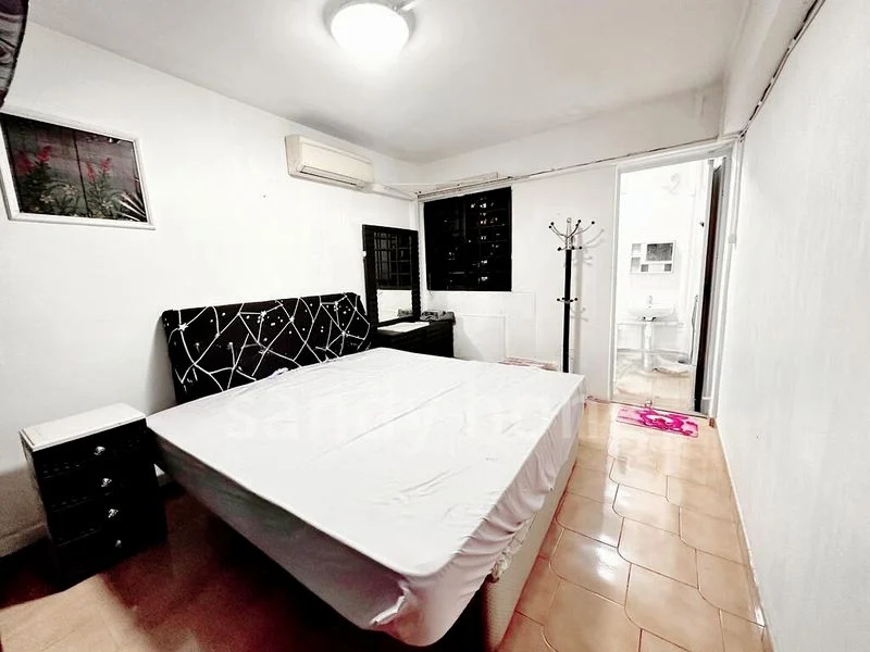 4 Room (4NG) HDB for Sale in 136 Bukit Batok West Avenue 6 - Image 6