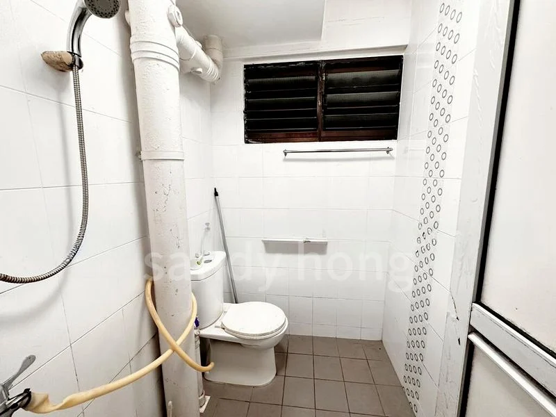 4 Room (4NG) HDB for Sale in 136 Bukit Batok West Avenue 6 - Image 7