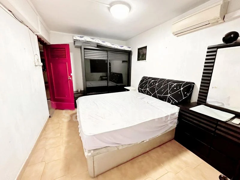 4 Room (4NG) HDB for Sale in 136 Bukit Batok West Avenue 6 - Image 4