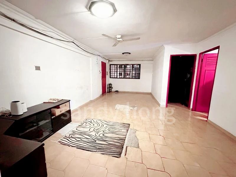 4 Room (4NG) HDB for Sale in 136 Bukit Batok West Avenue 6 - Image 2