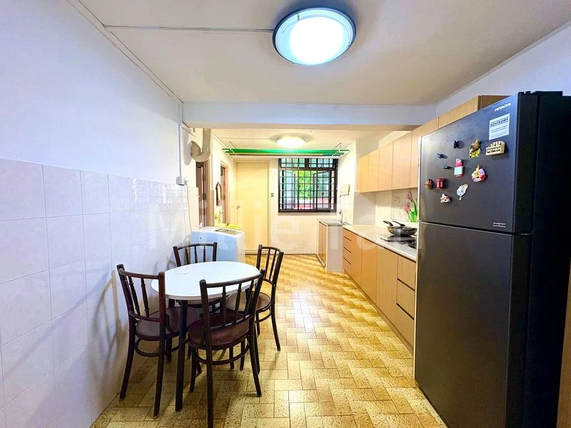 3 Room (3I) HDB for Sale in 26 Toa Payoh East - Image 4