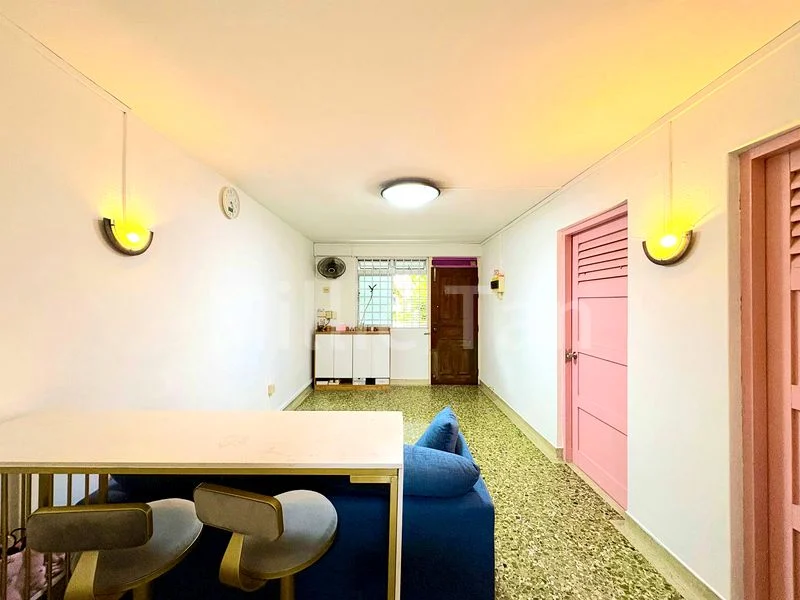 3 Room (3I) HDB for Sale in 26 Toa Payoh East - Image 1