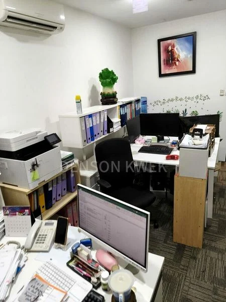 Light Industrial (B1) for Rent: Woodlands Horizon - Image 8