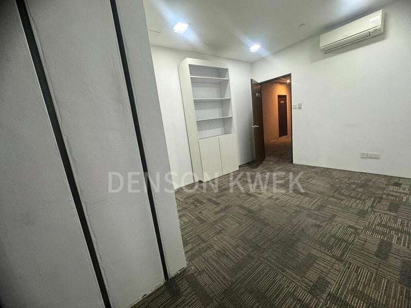 Light Industrial (B1) for Rent: Woodlands Horizon - Image 3
