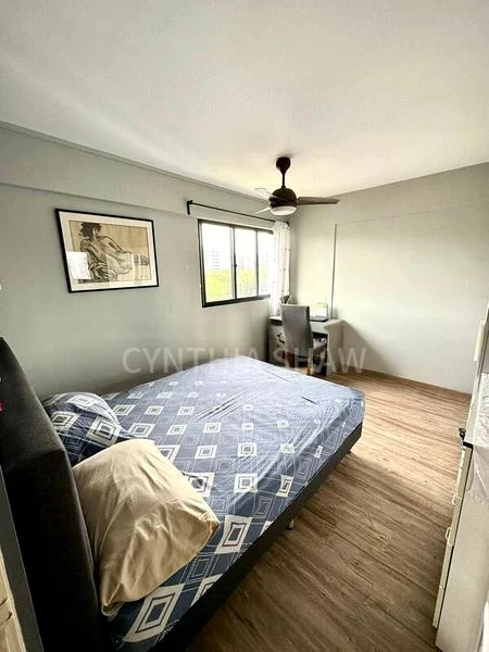 Common Room (HDB) for Rent in 404 Ang Mo Kio Avenue 10 - Image 1