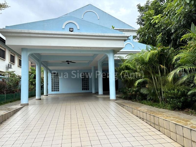 7 Bed Bungalow (Landed) for Rent in  The Watergardens At Canberra - Image 1