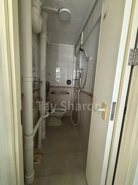 3 Room (3S) HDB for Rent in  108 Commonwealth Crescent - Image 4