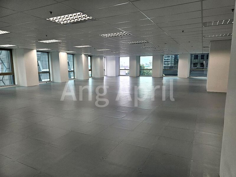 Office for Rent: Good Grade Building, Fitted Space - Image 1