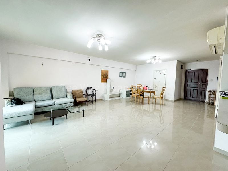 5 Room (5I) HDB for Rent in  686A Woodlands Drive 73 - Image 1