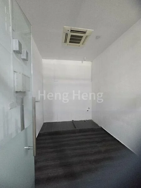 Shop / Shophouse for Sale: Suites on Bukit Timah - Image 3