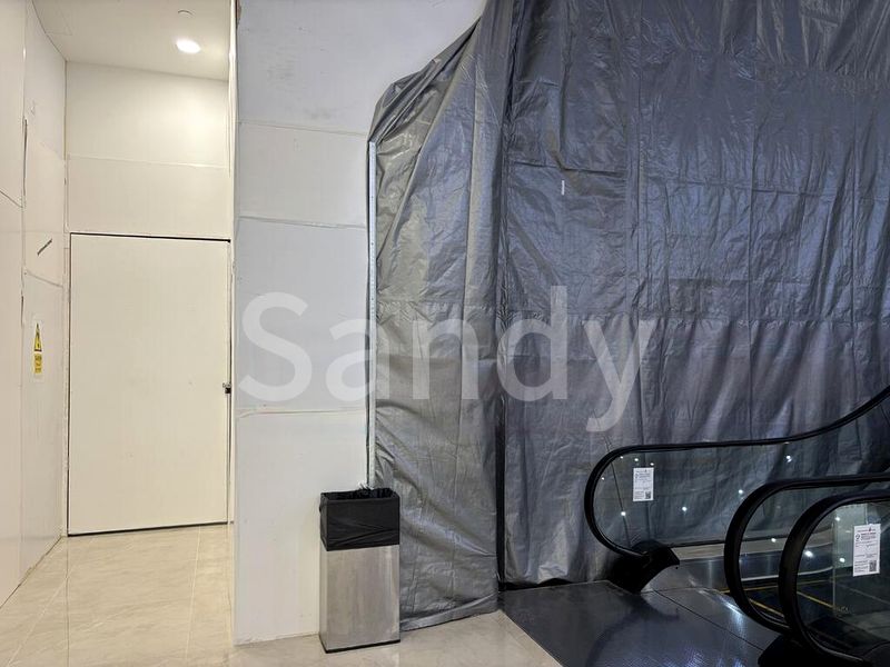 Other Retail for Rent: Ground Road Facing School / Beauty Space, Upper Paya Lebar - Image 1