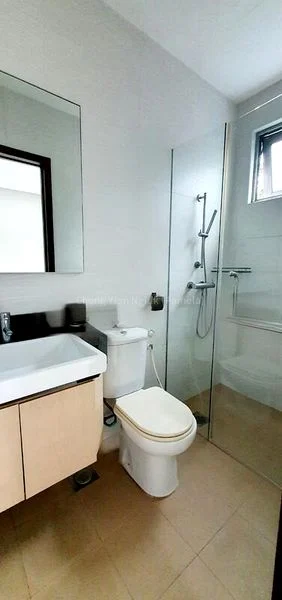 6 Bed Semi-Detached House (Landed) for Sale in  Thomson Lane - Image 2