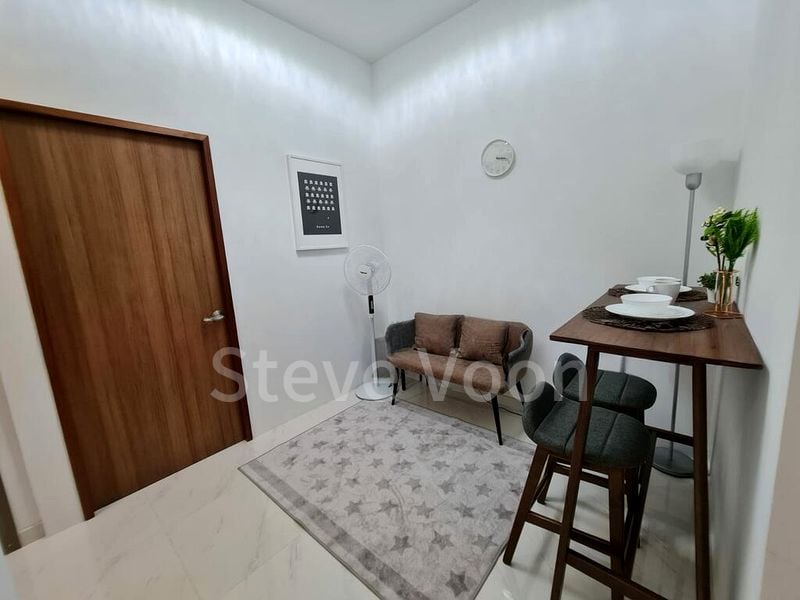 Common Room (Condo) for Rent in 183 Longhaus - Image 1