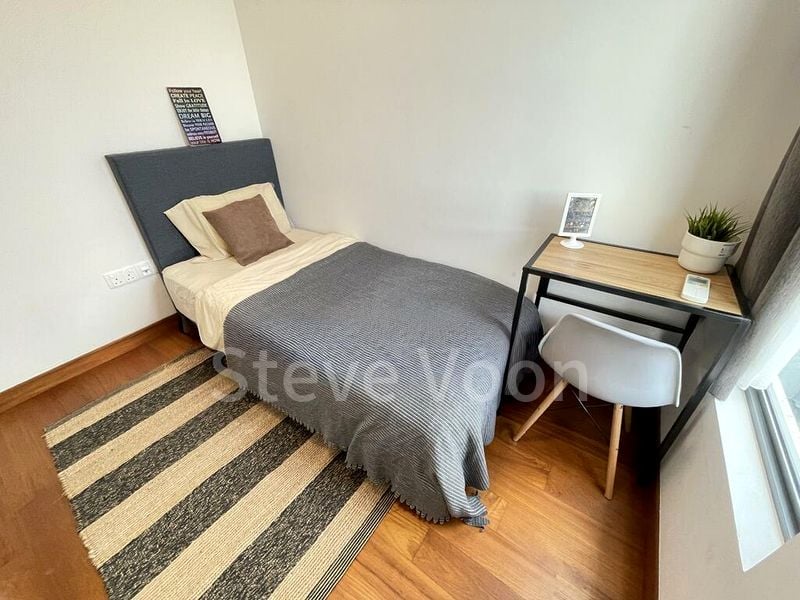 Common Room (Condo) for Rent in 183 Longhaus - Image 12