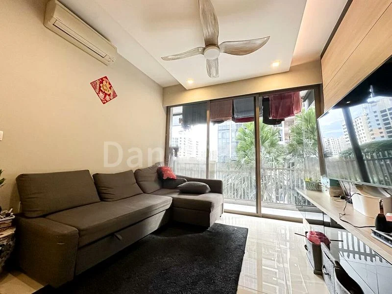 3 Bed Executive Condo for Sale in  The Vales - Image 3