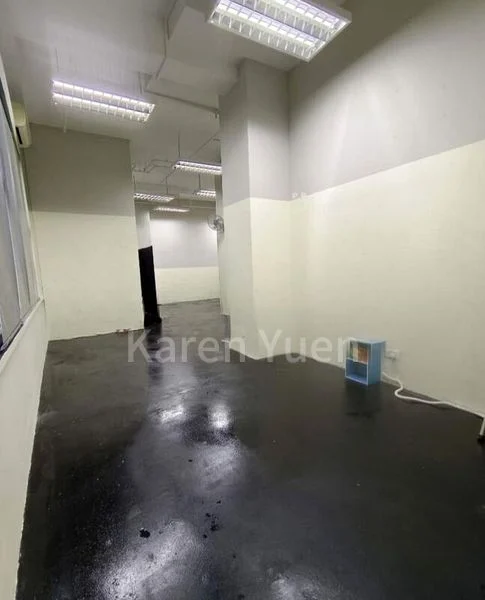 Light Industrial (B1) for Rent: Midview Building - Image 7