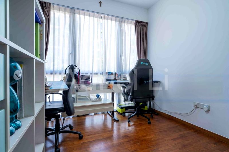 4 Bed Condo for Sale in  Palm Isles - Image 11