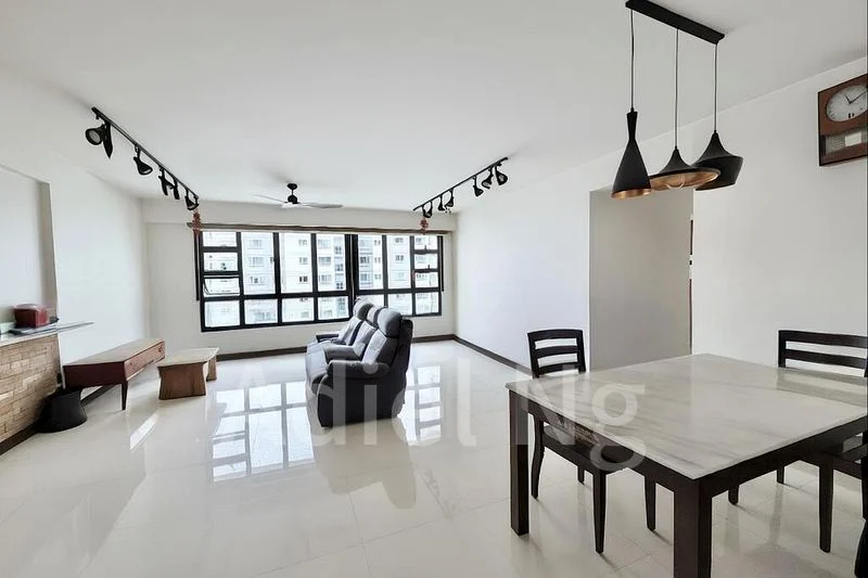 5 Room (5I) HDB for Rent in  122B Edgedale Plains - Image 1