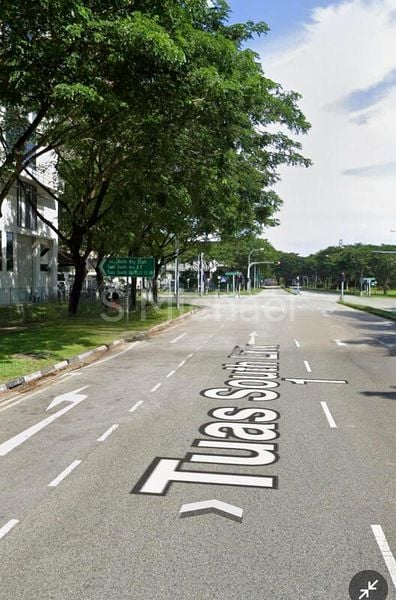 Factory / Workshop (B2) for Rent: Tuas South Connection - Image 1