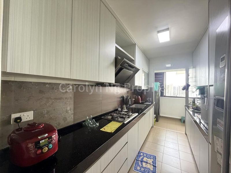 5 Room (5I) HDB for Sale in  293C Compassvale Crescent - Image 3
