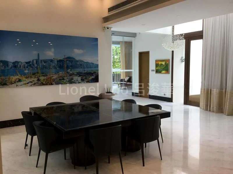 5 Bed Bungalow (Landed) for Rent in Cove Drive - Image 9