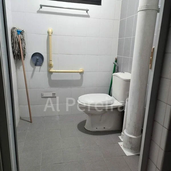 3 Room (3NG) HDB for Rent in  108 Ang Mo Kio Avenue 4 - Image 2