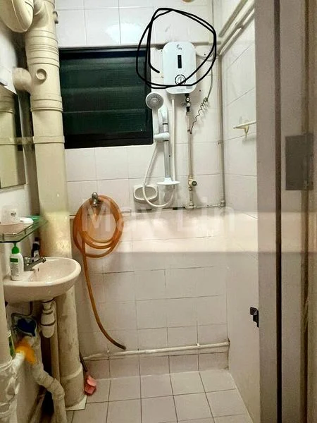 Room (HDB) for Rent in  119 Bukit Merah View - Image 1