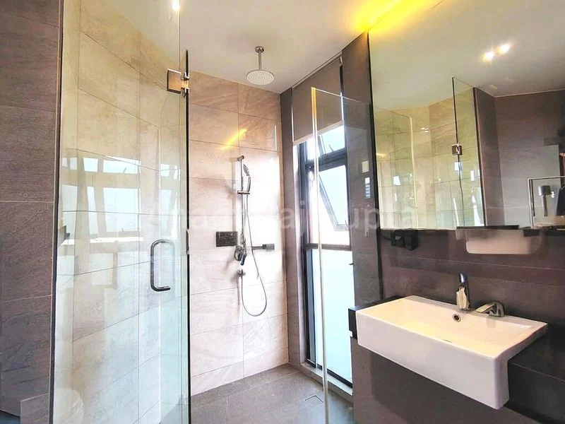 3 Bed Condo for Rent in  Parkwood Residences - Image 1