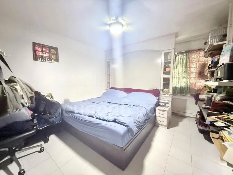 5 Room (5I) HDB for Sale in  319 Bukit Batok Street 33 - Image 4
