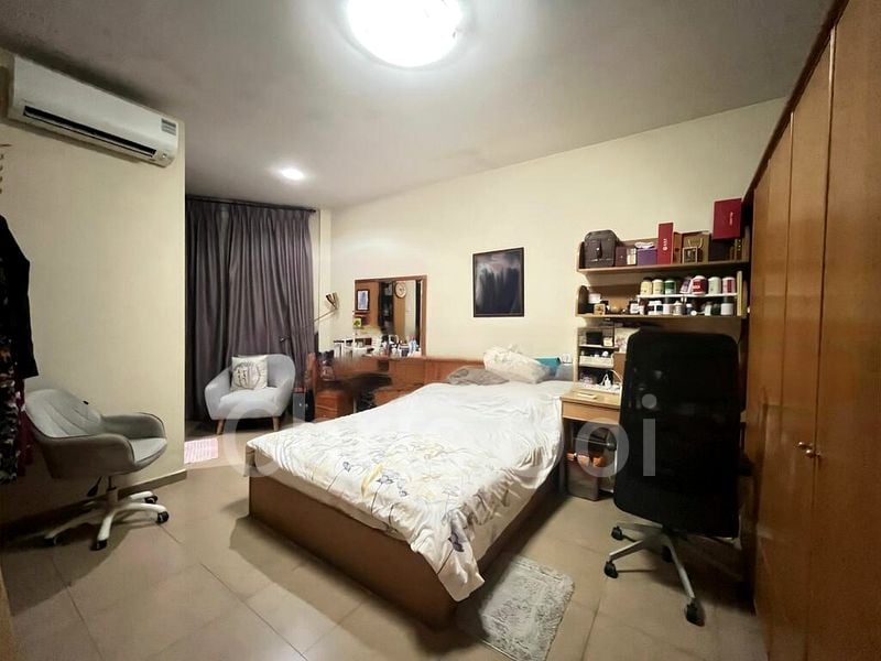 10 Bed Corner Terrace (Landed) for Sale in  Sembawang Hills Estate - Image 4