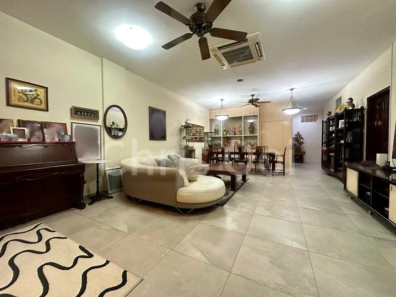 10 Bed Corner Terrace (Landed) for Sale in  Sembawang Hills Estate - Image 1