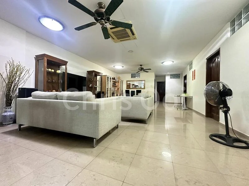 10 Bed Corner Terrace (Landed) for Sale in  Sembawang Hills Estate - Image 3