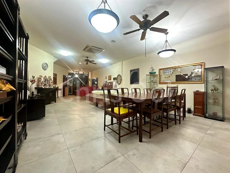 10 Bed Corner Terrace (Landed) for Sale in  Sembawang Hills Estate - Image 2