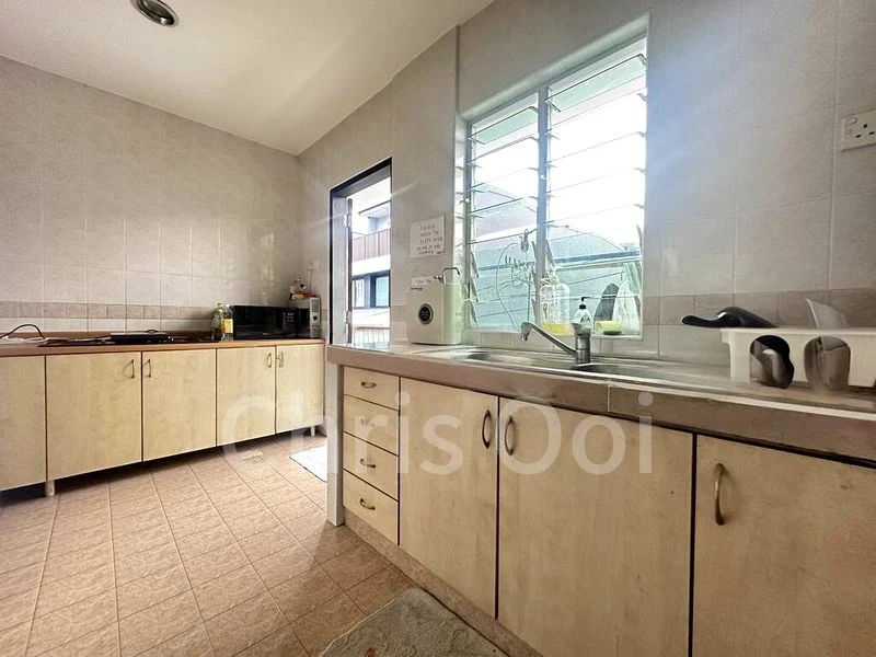 10 Bed Corner Terrace (Landed) for Sale in  Sembawang Hills Estate - Image 7