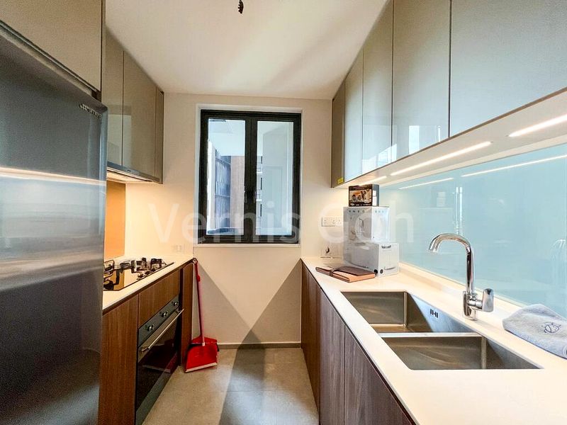 4 Bed Condo for Rent in Parc Esta - Image 3