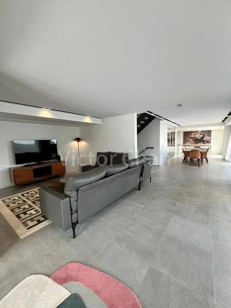 5 Bed Semi-Detached House (Landed) for Sale in  Lucky Court - Image 3