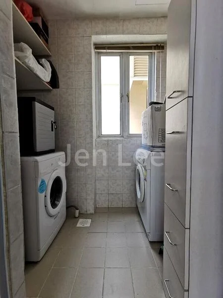 Room (Condo) for Rent in  The Huntington - Image 1