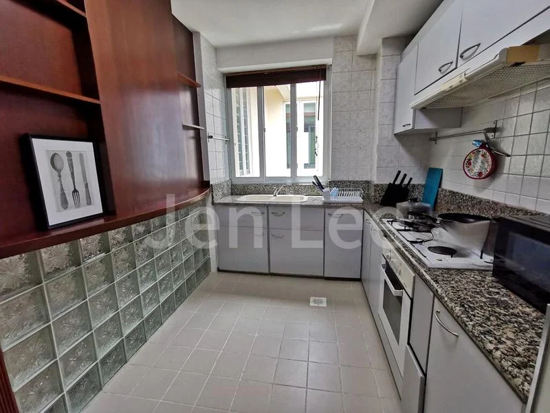 Room (Condo) for Rent in  The Huntington - Image 2