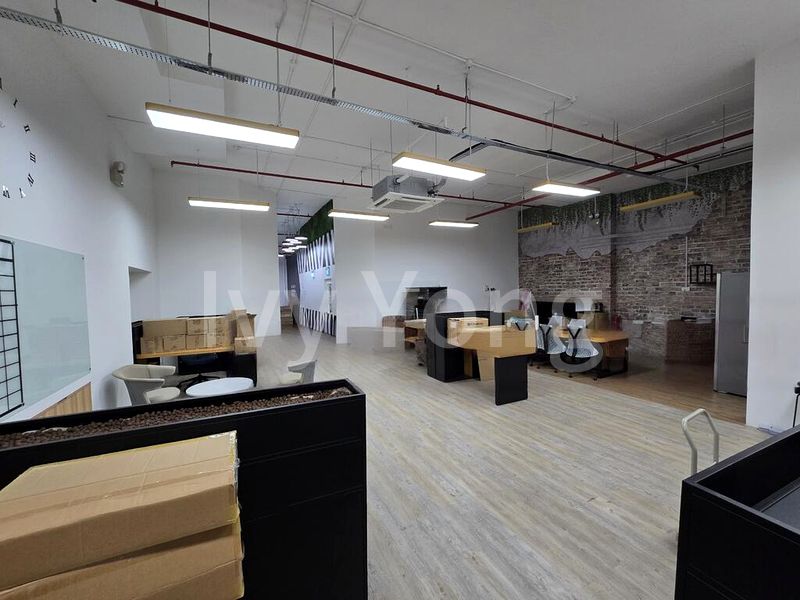 Light Industrial (B1) for Rent: Excalibur Centre - Image 6