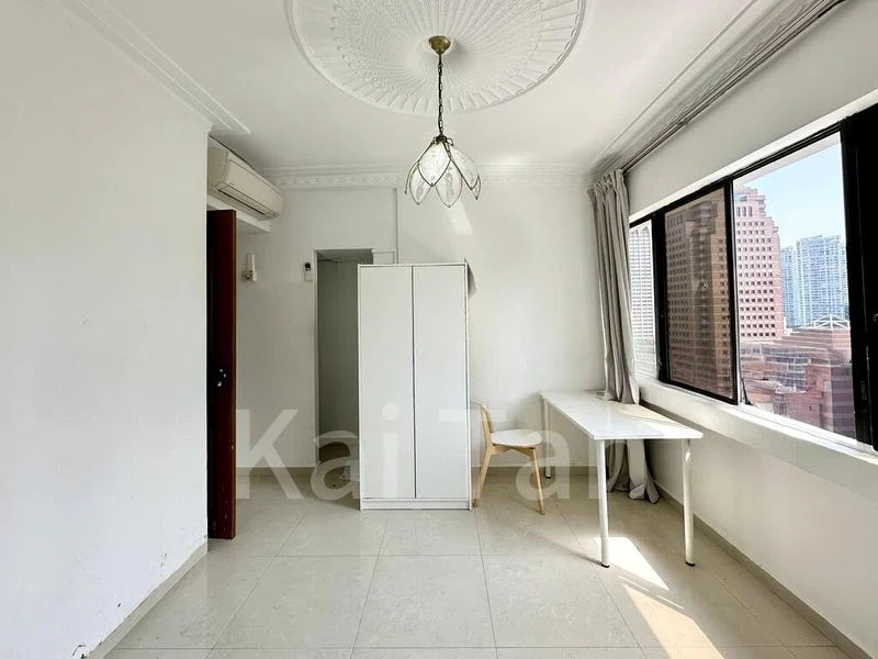 4 Bed Apartment (Condo) for Rent in  Lucky Plaza - Image 9