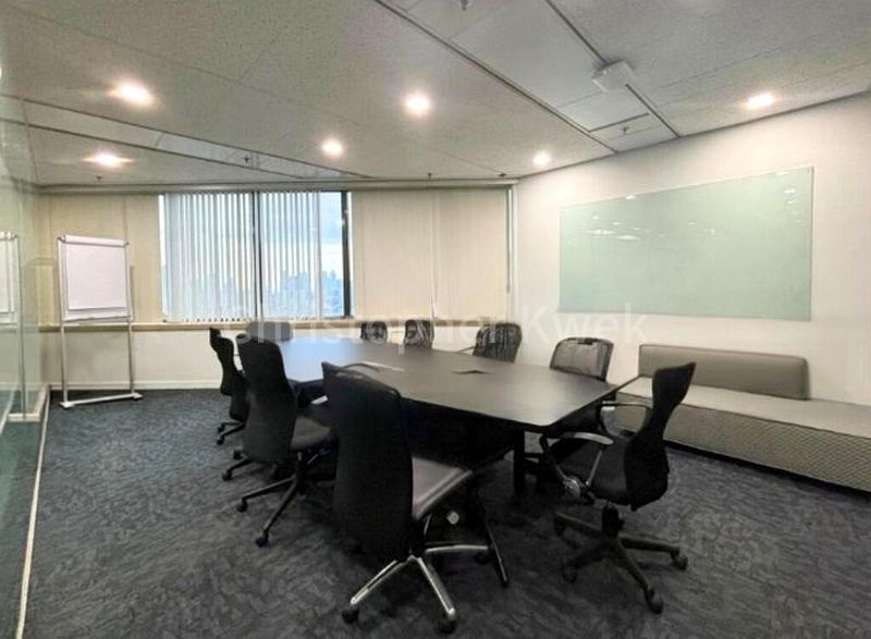 Office for Rent: United Square - Image 4