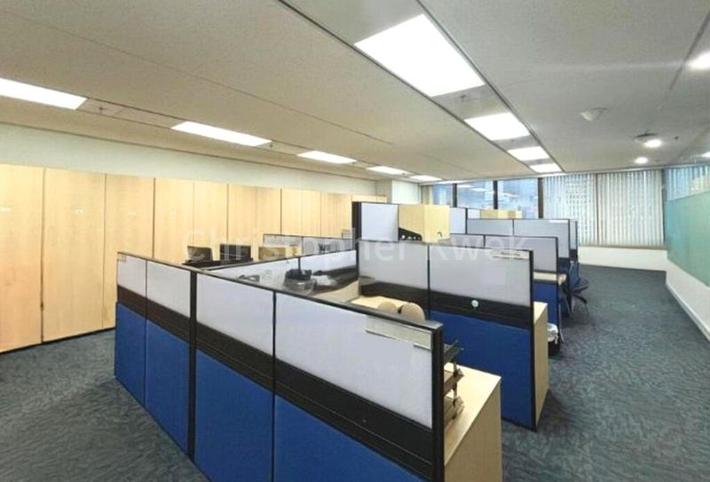 Office for Rent: United Square - Image 6