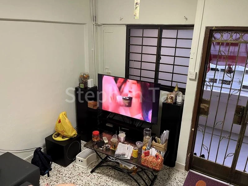 Common Room (HDB) for Rent in  230 Ang Mo Kio Avenue 3 - Image 1