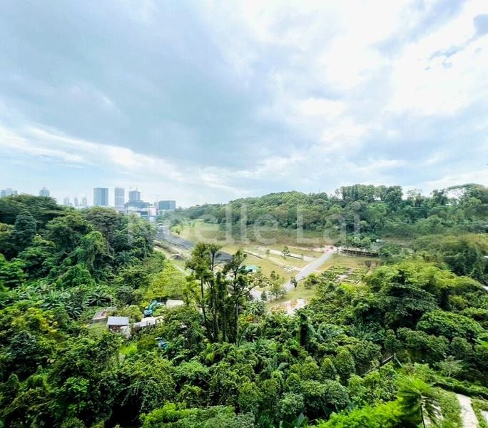 3 Bed Condo for Sale in  Normanton Park - Image 2