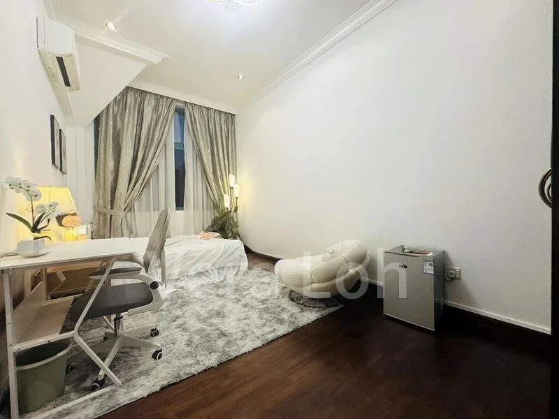 7 Bed Terraced House (Landed) for Rent in  Kew Vale - Image 7